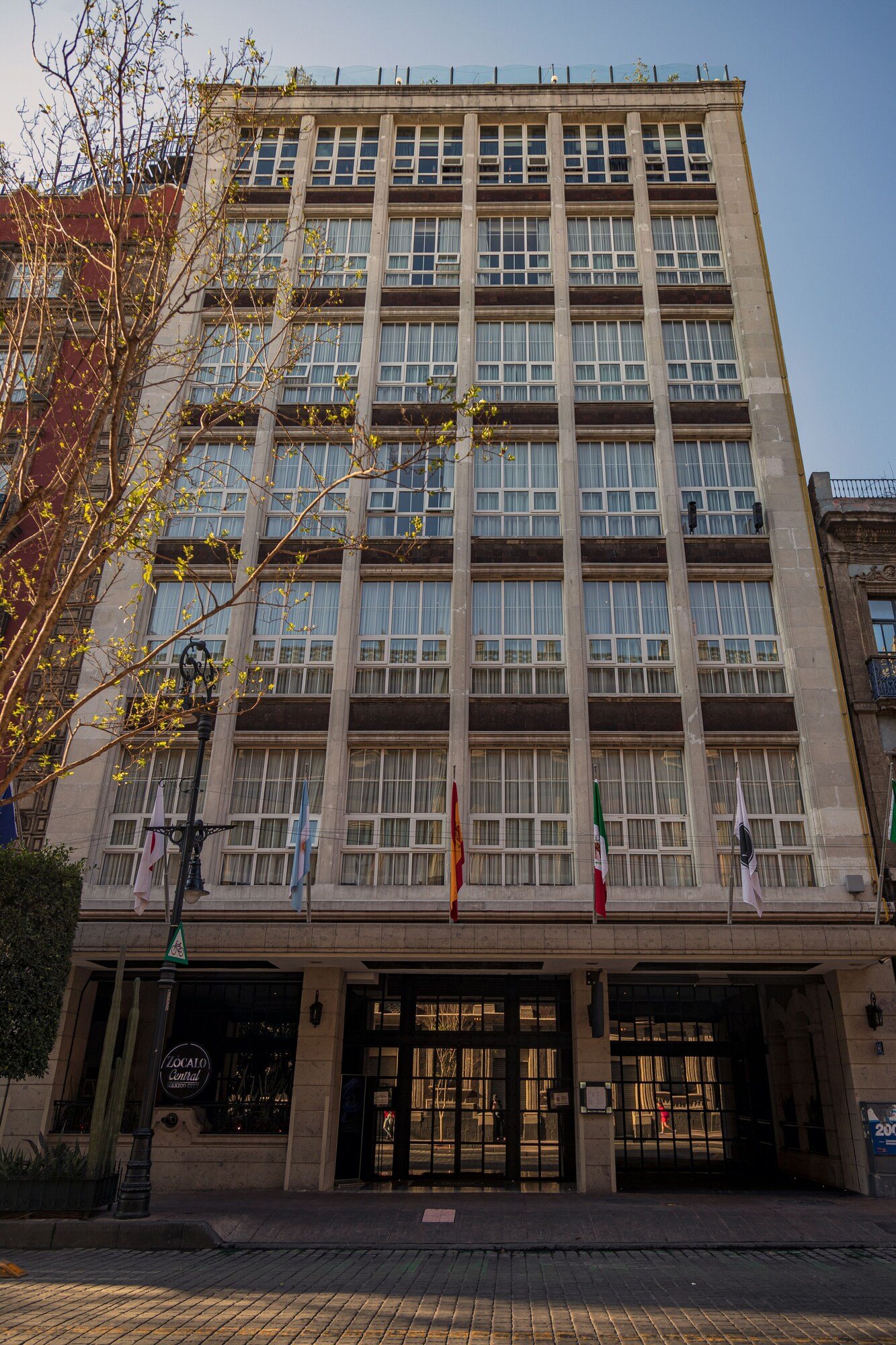 Zócalo Central Hotel — backstory