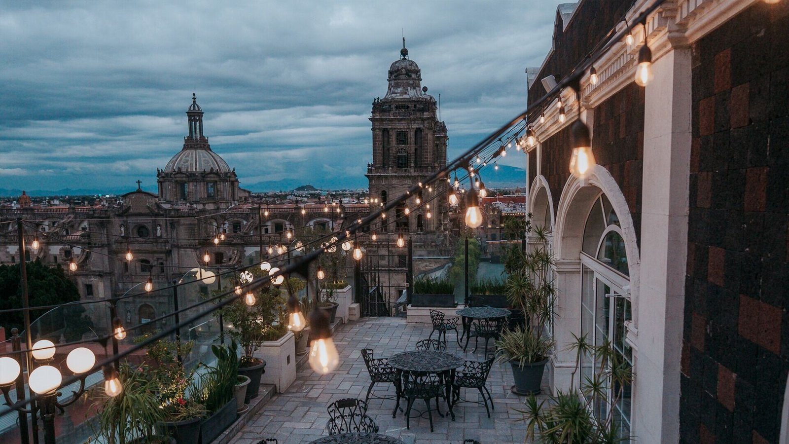 Zócalo Central Hotel — vibe