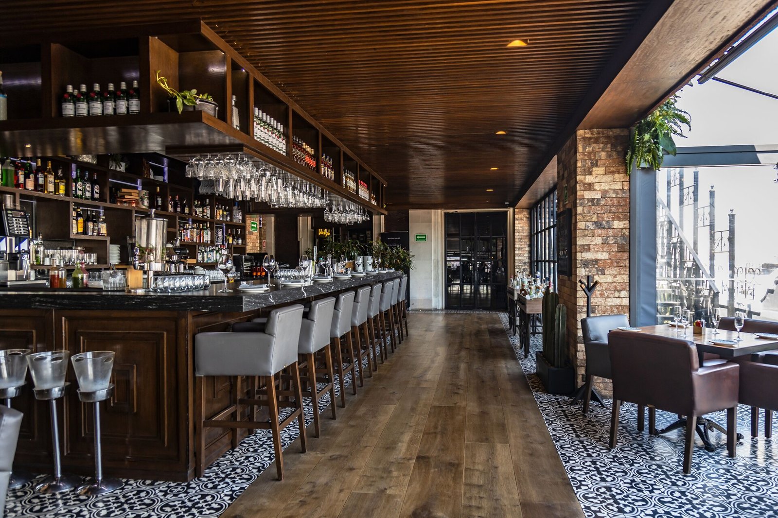 Zócalo Central Hotel — eat & drink