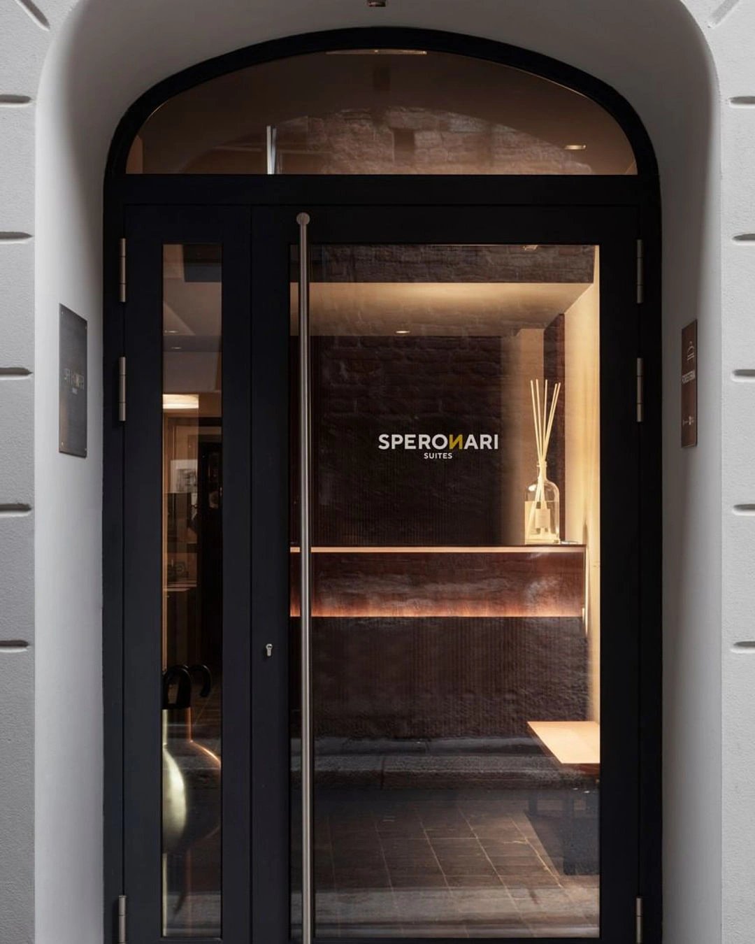 Speronari Suites — vibe