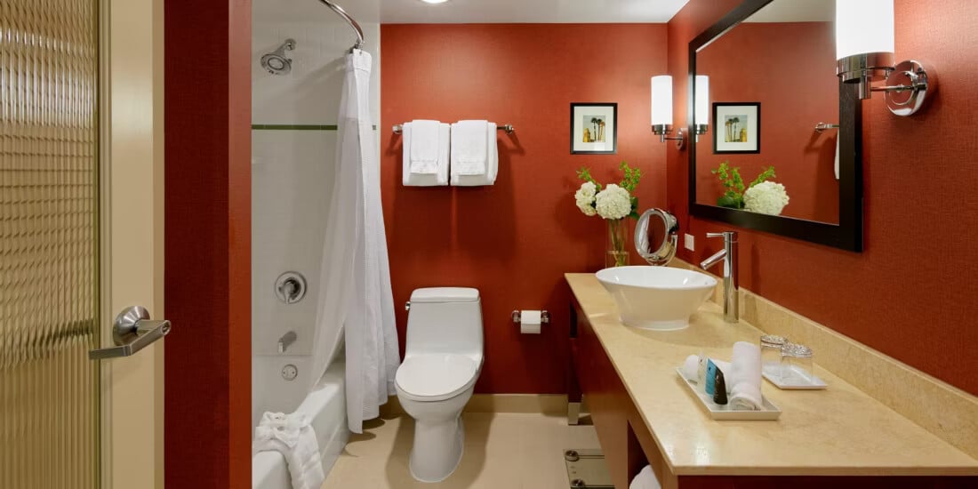 Crowne Plaza Palo Alto — rooms
