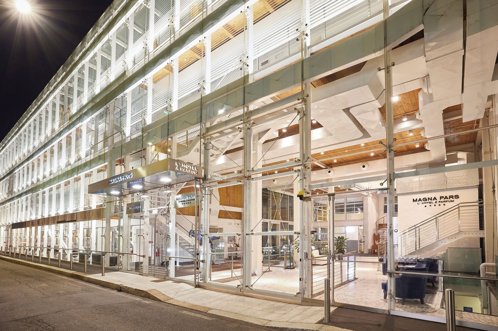 Magna Pars L' Hotel à Parfum, how it began