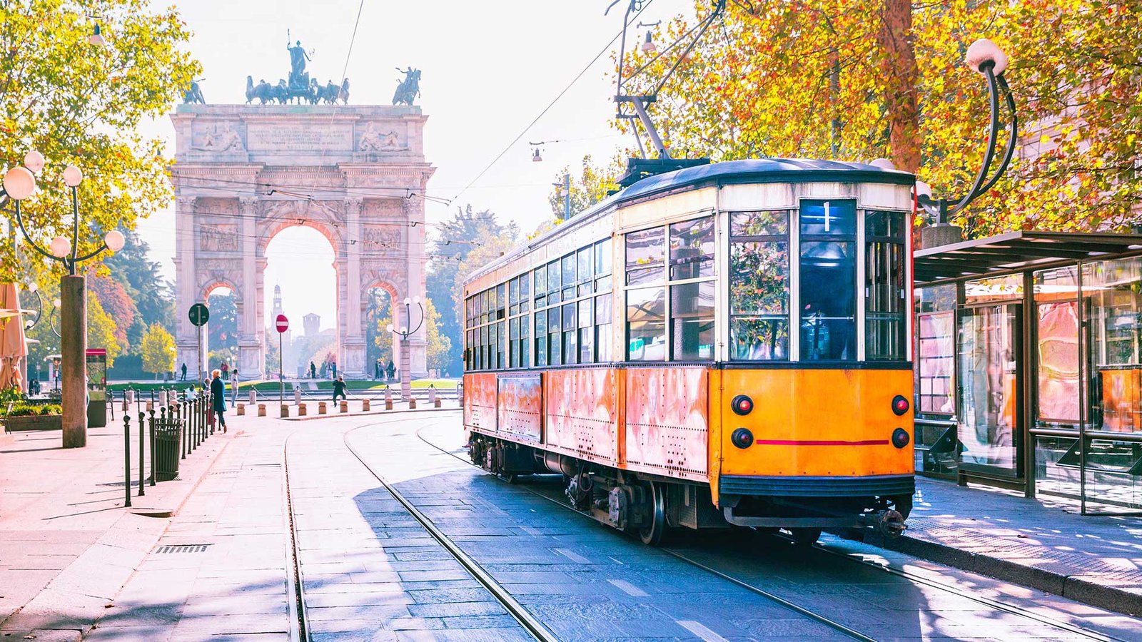 The Street Milano Duomo — vibe