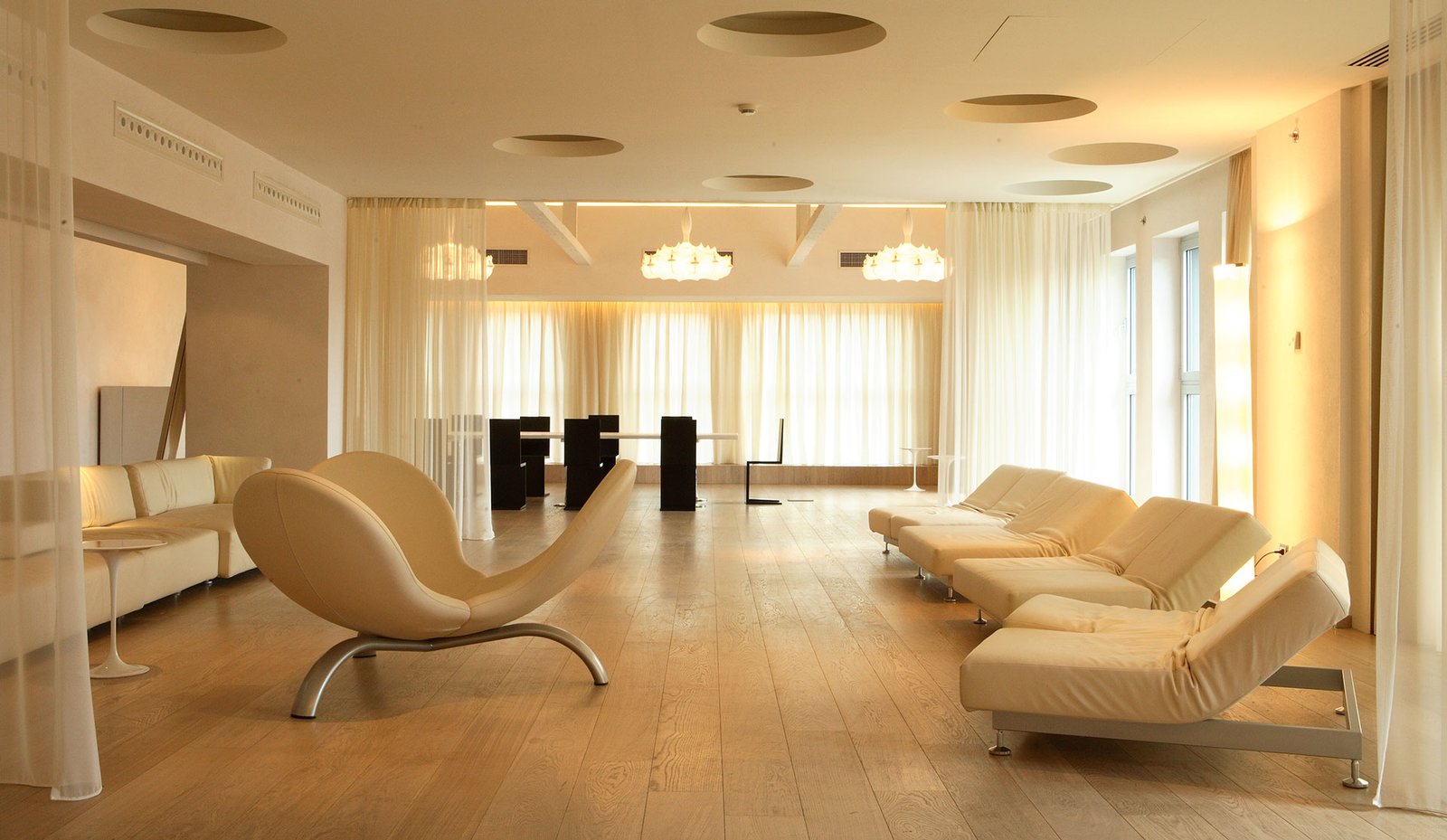 Hotel nhow Milano — eat & drink