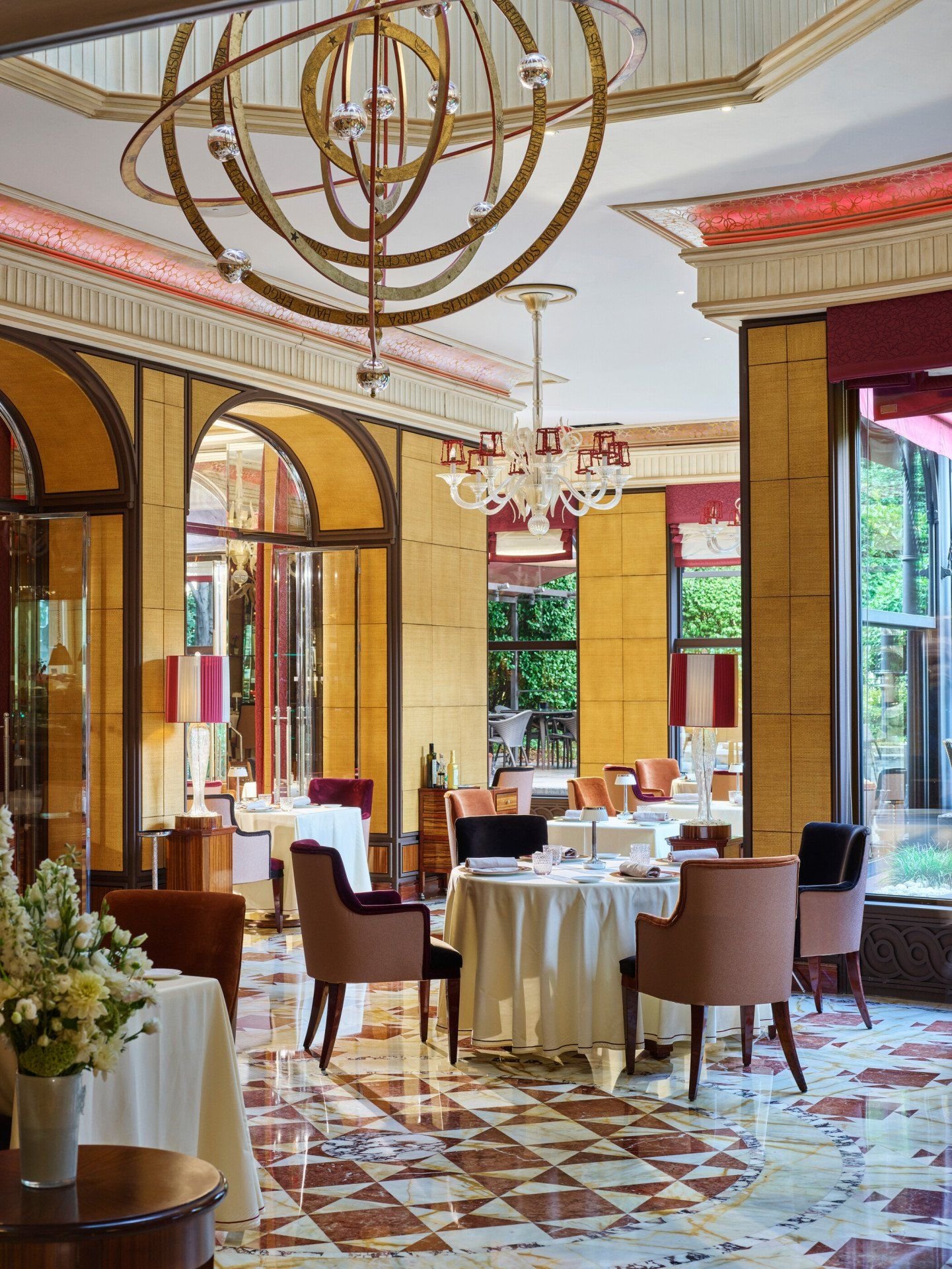 Principe di Savoia, acanto restaurant