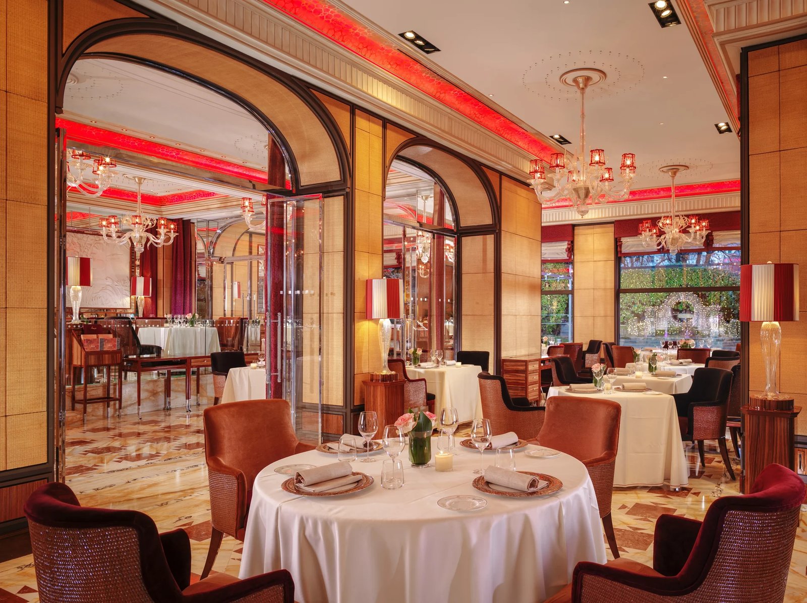 Principe di Savoia, acanto restaurant