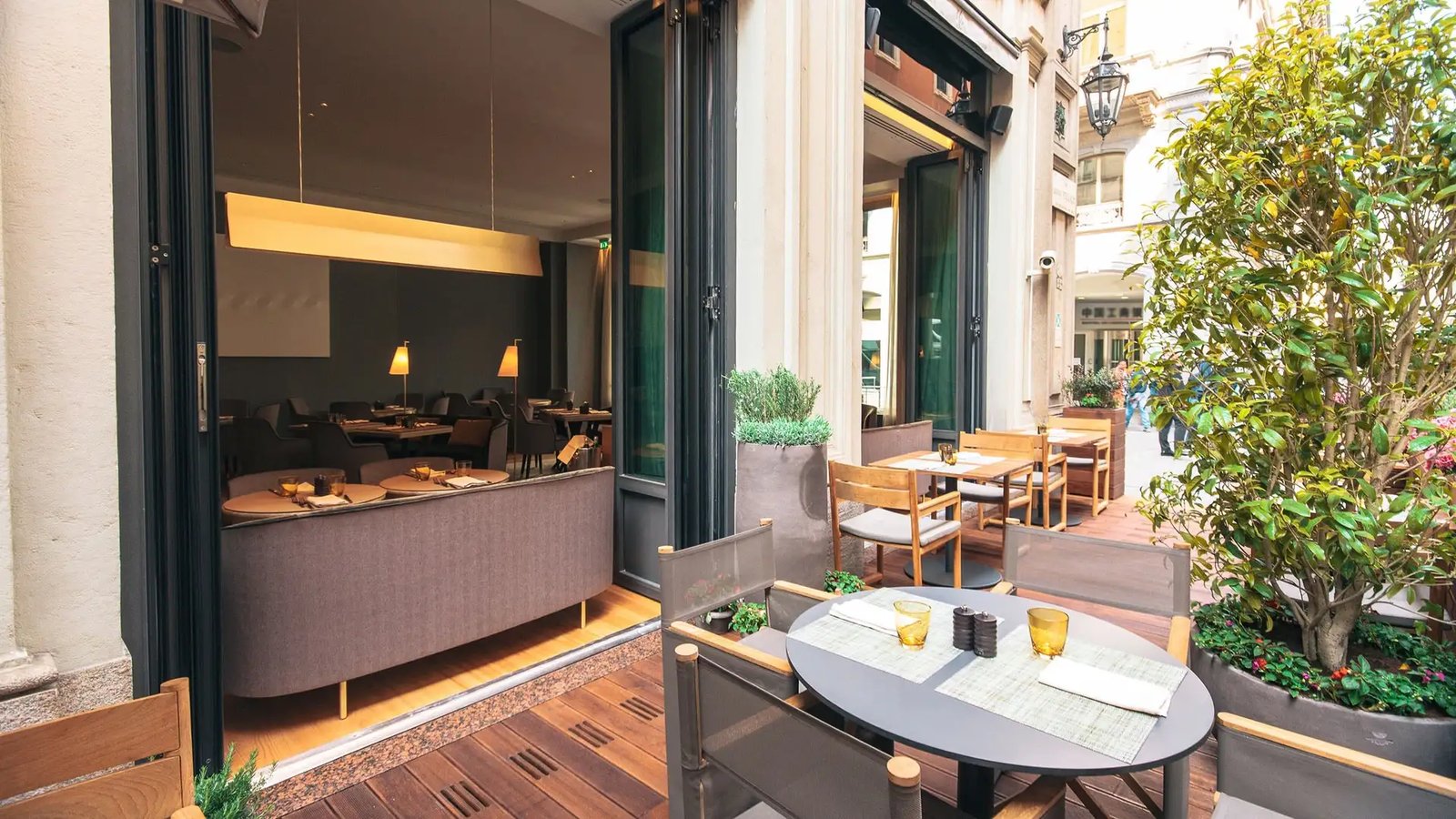 Park Hyatt Milan — vibe