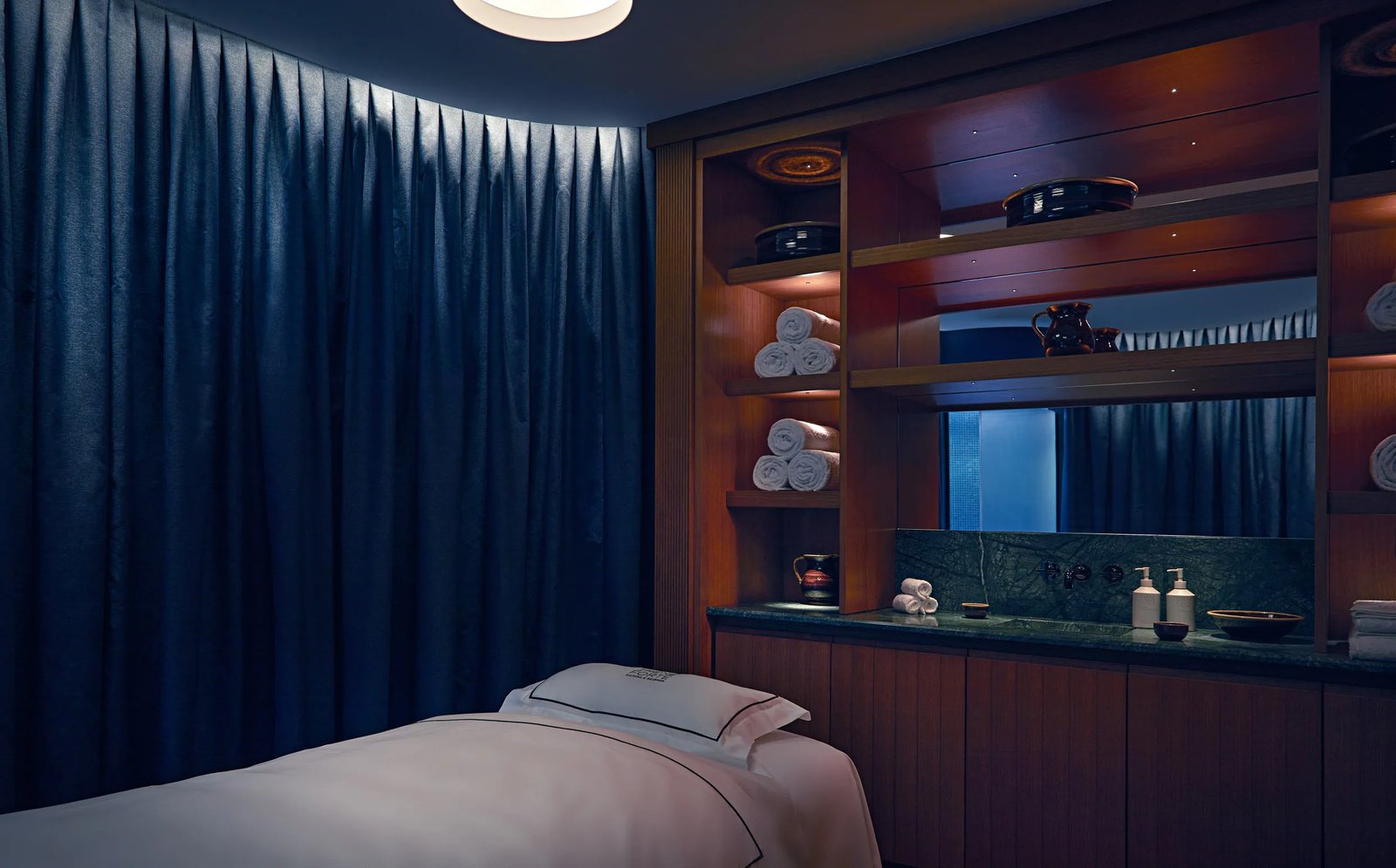 The Carlton — rooms