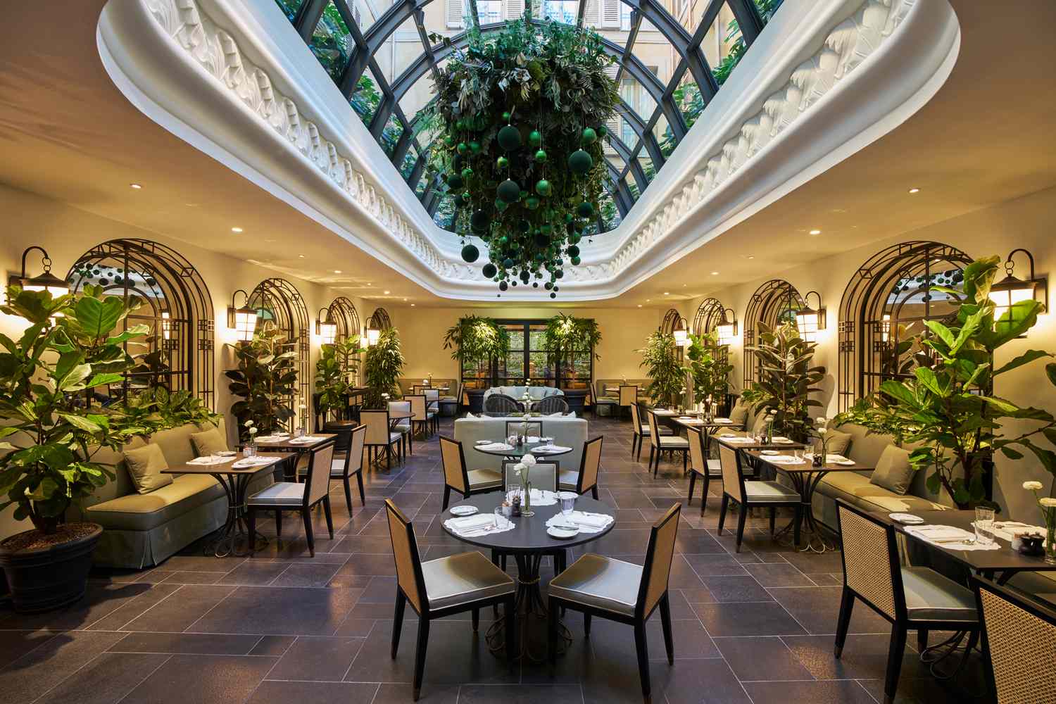 The Carlton — eat & drink