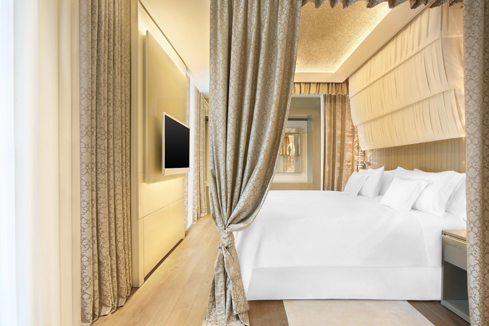 Excelsior Hotel Gallia — rooms