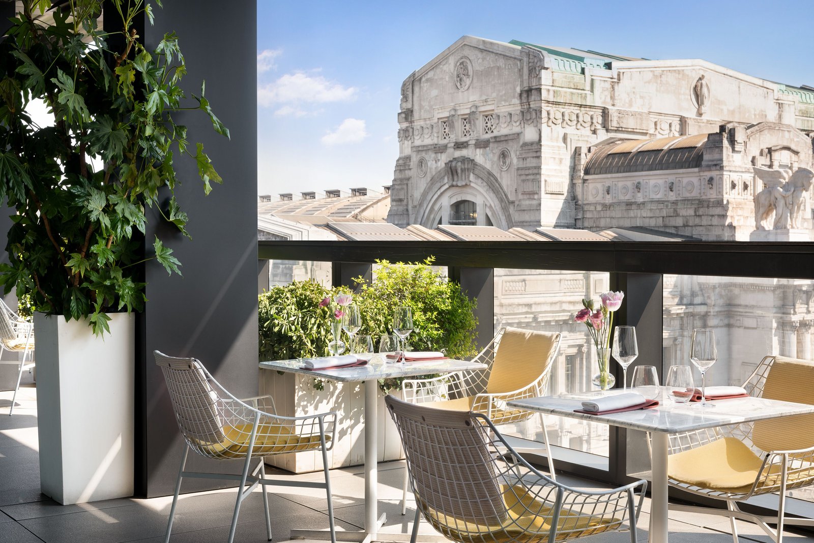 Excelsior Hotel Gallia — eat & drink