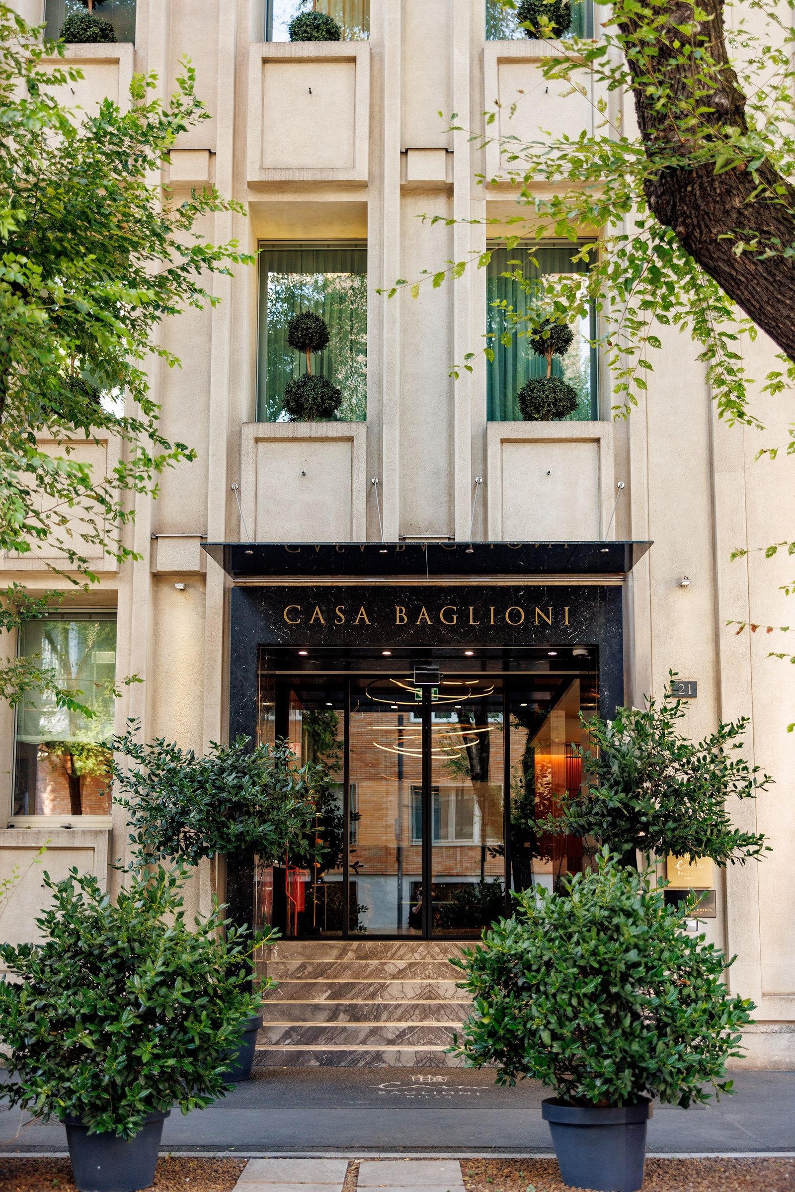 Casa Baglioni Hotel — backstory