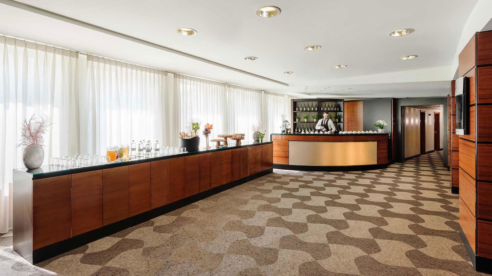 Hotel Dei Cavalieri Milano Duomo — eat & drink