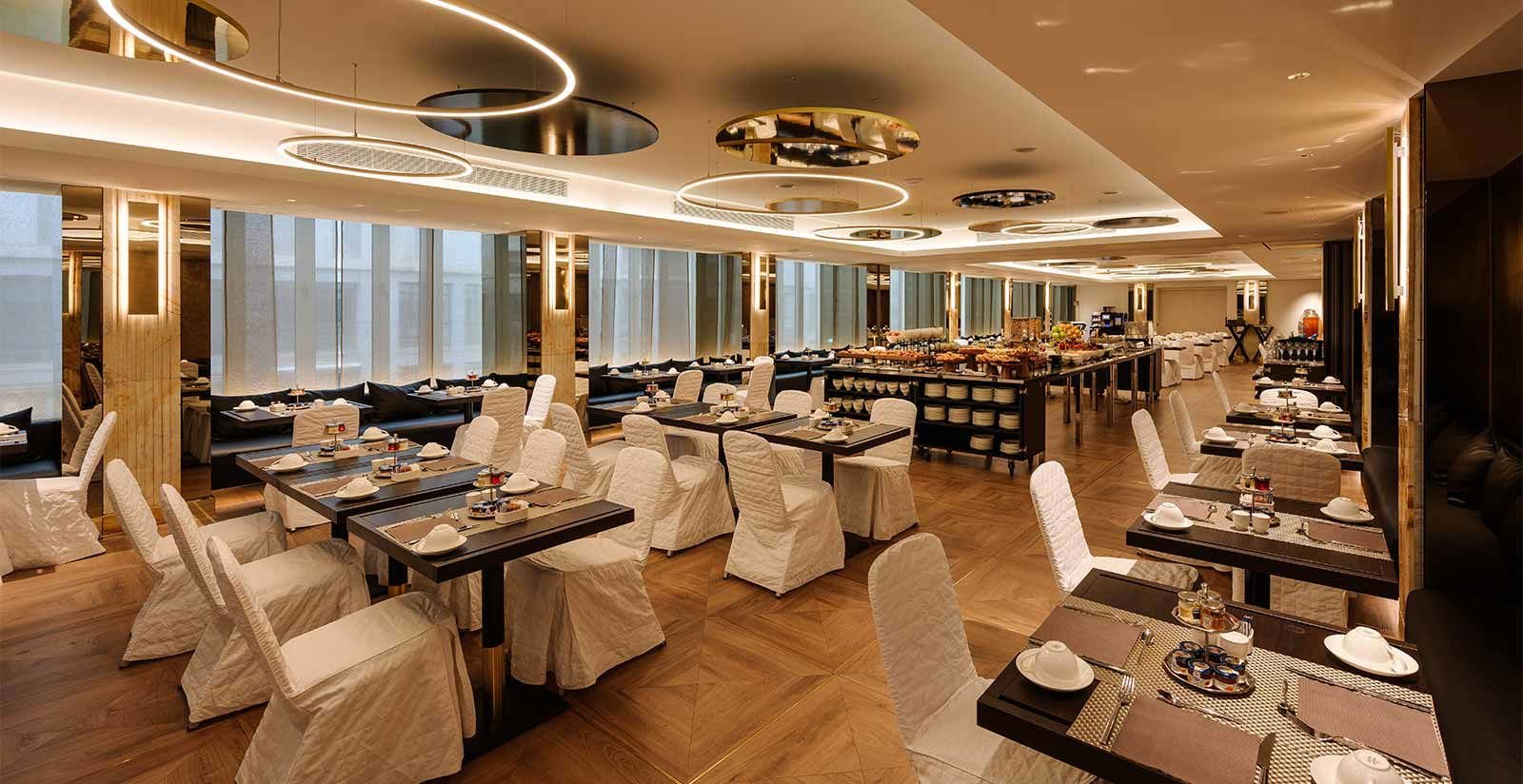 Hotel Dei Cavalieri Milano Duomo — eat & drink