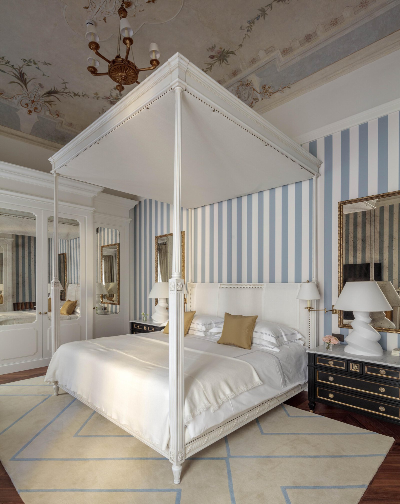 Rocco Forte House, Via Manzoni — rooms