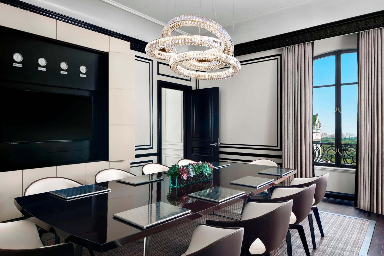 St. Regis New York, rooms