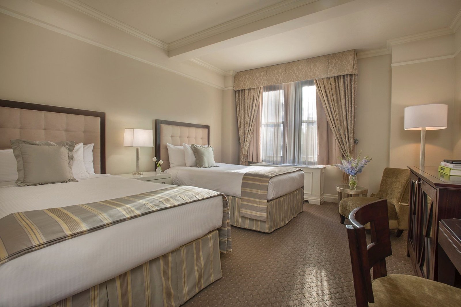 Warwick New York — rooms