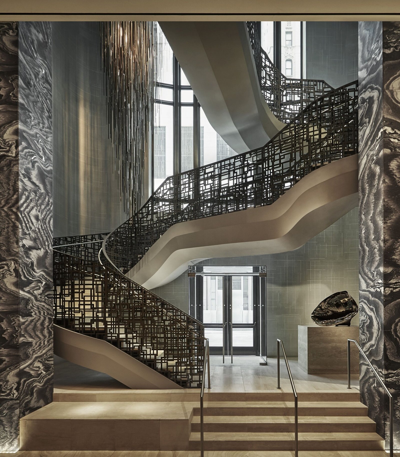 Four Seasons Hotel New York Downtown — vibe