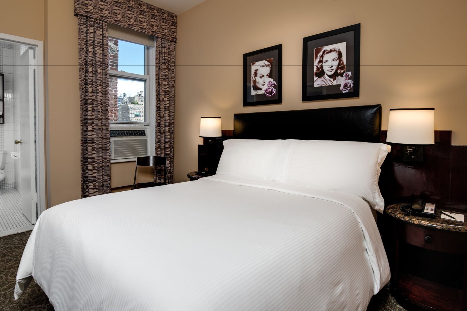 Washington Square Hotel — rooms
