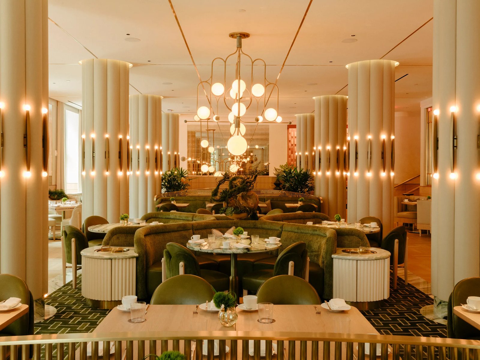 Waldorf Astoria New York — eat & drink