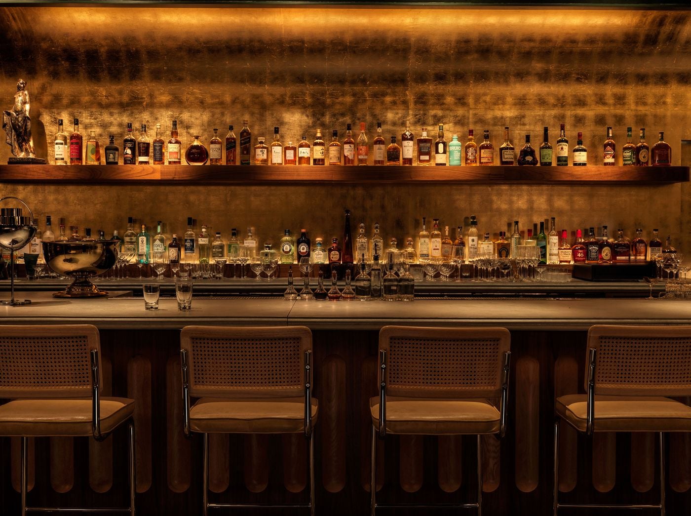 The Manner, sloane's