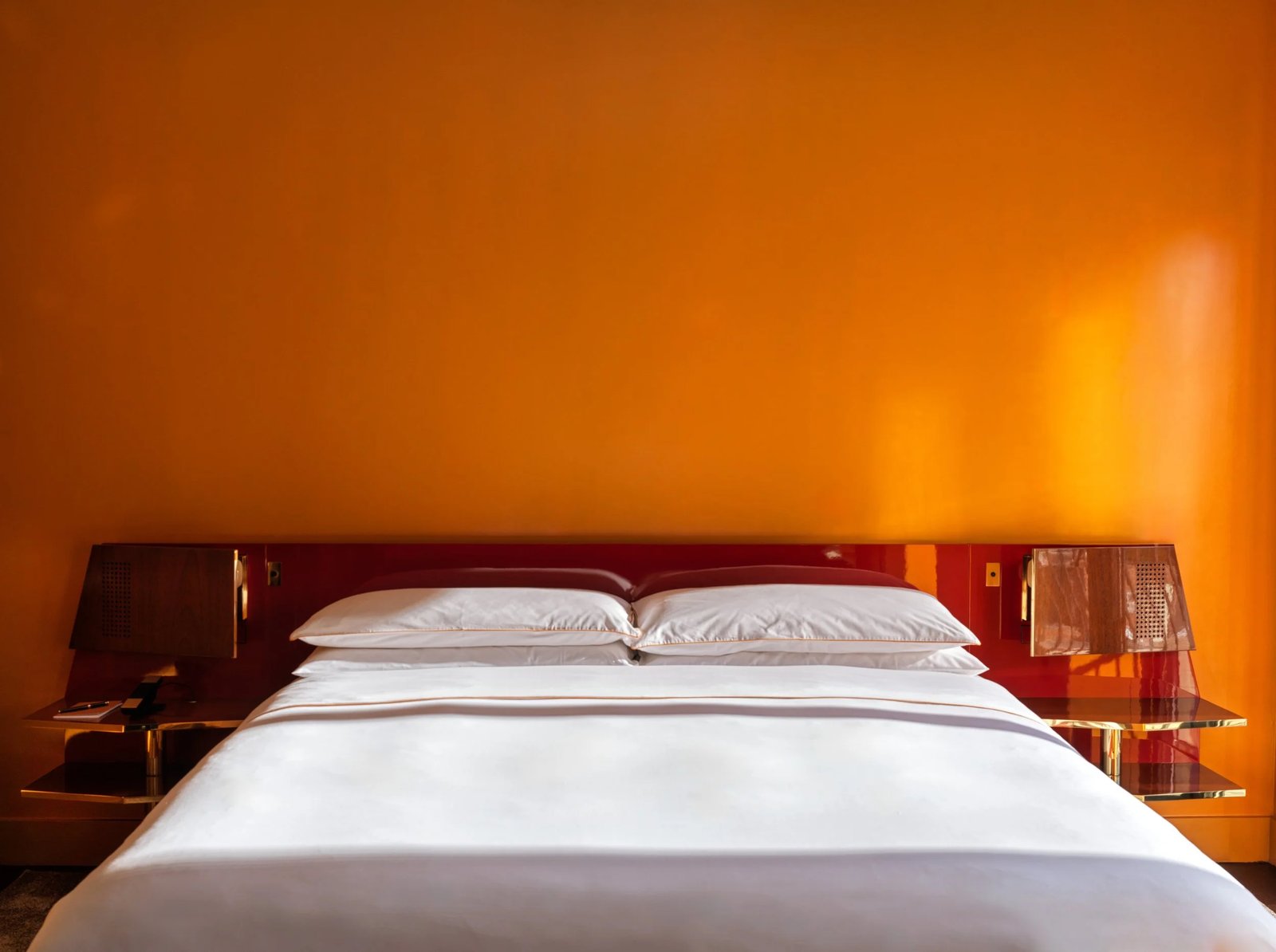 The Manner — rooms