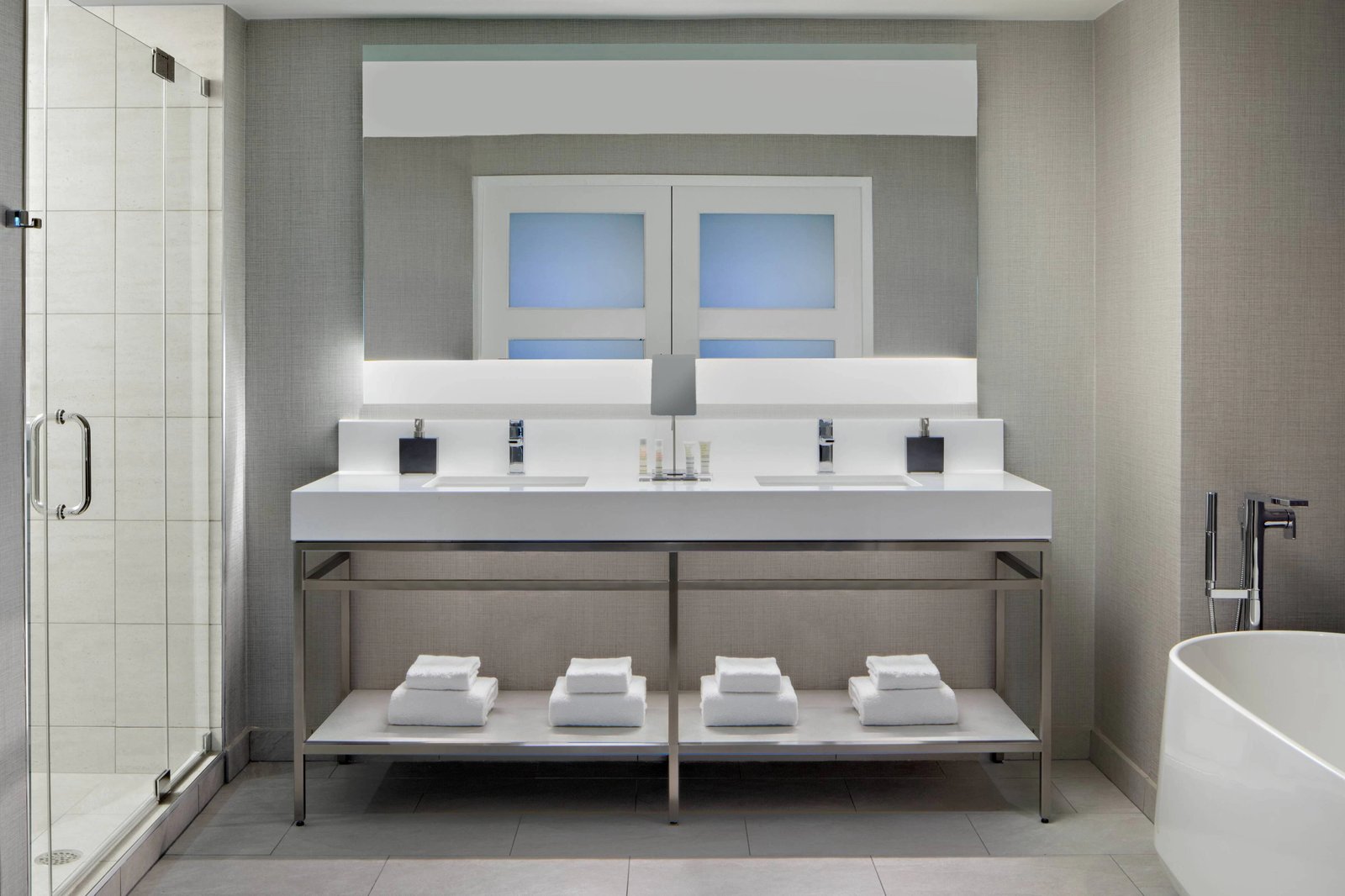 New York Marriott Marquis — rooms