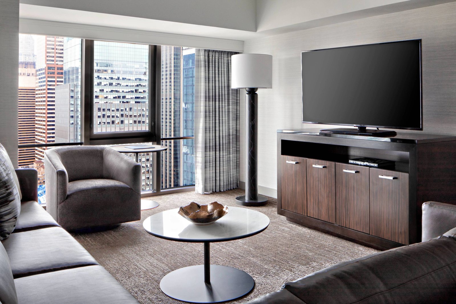 New York Marriott Marquis — rooms