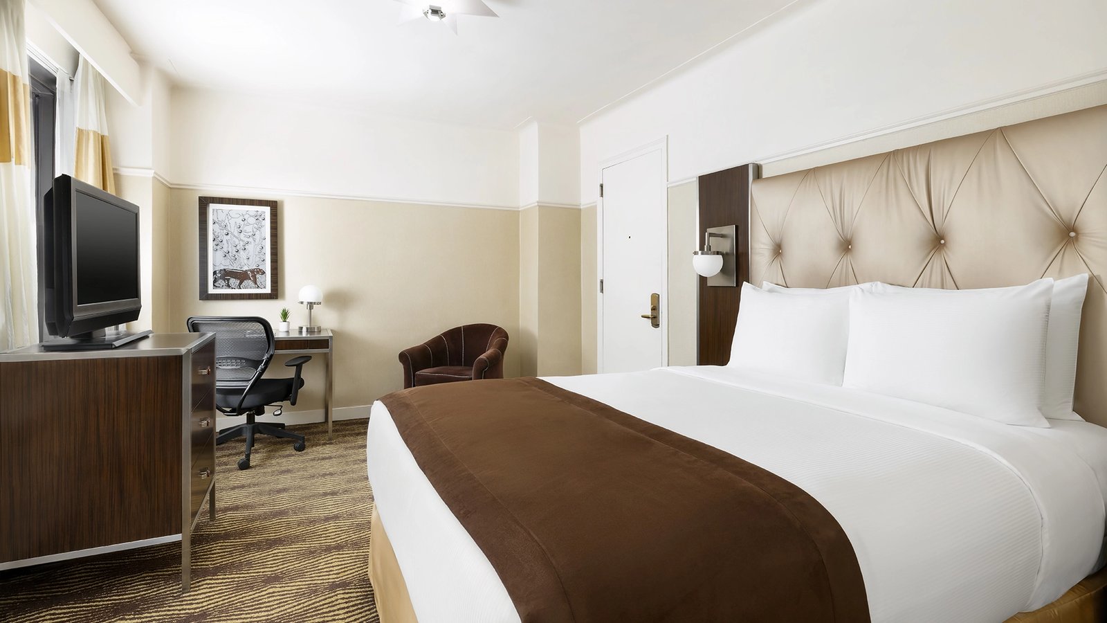 The New Yorker Hotel — rooms
