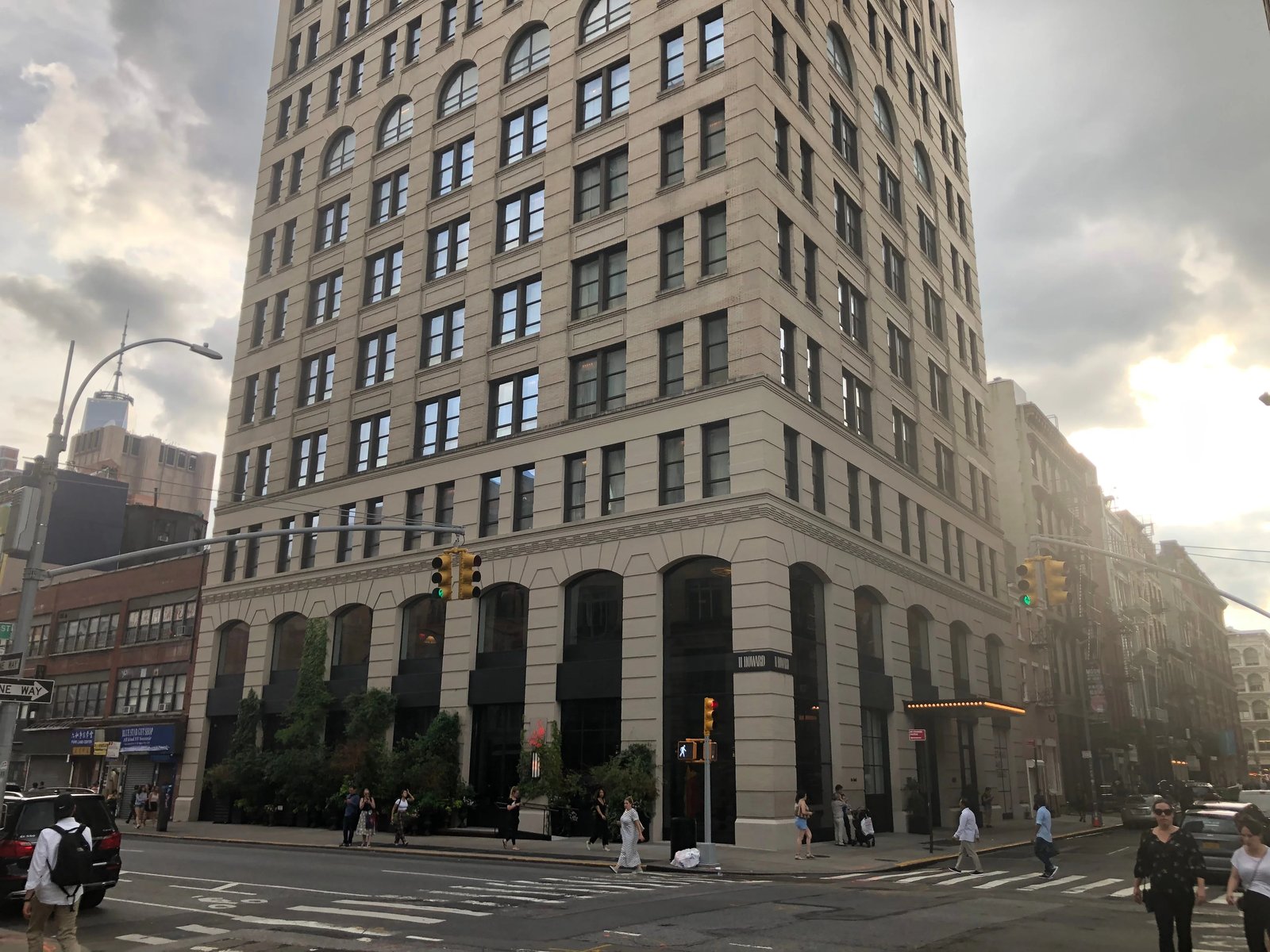 11 Howard — backstory
