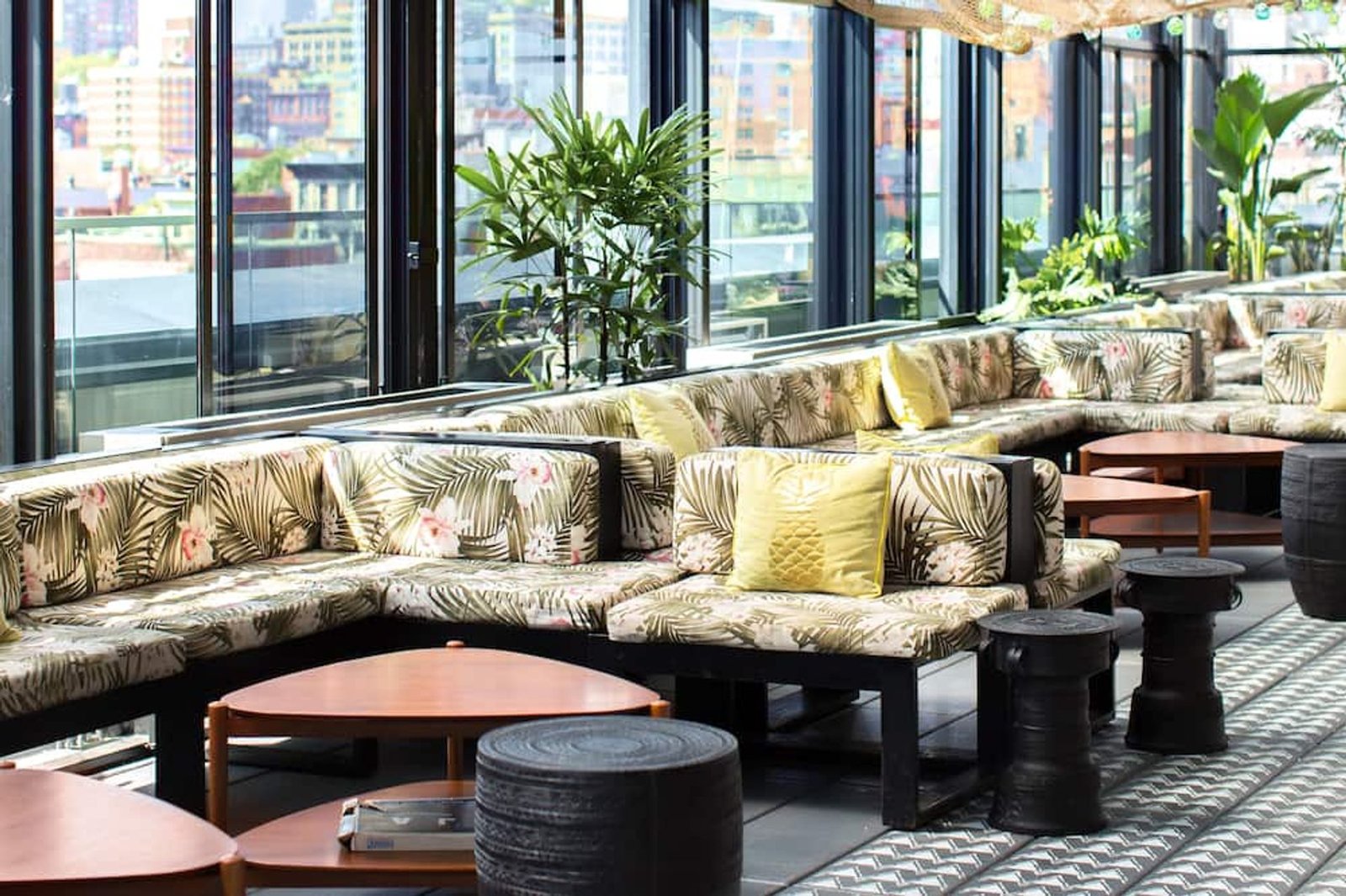 SIXTY LES Hotel — eat & drink