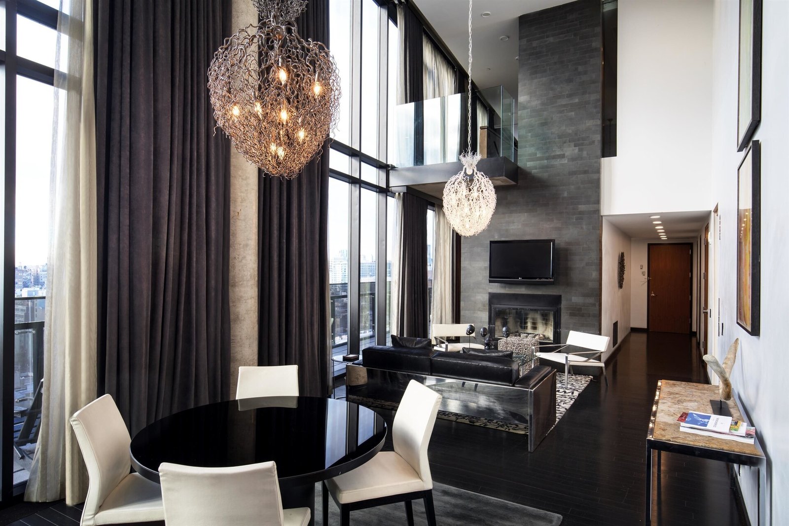 SIXTY LES Hotel — eat & drink