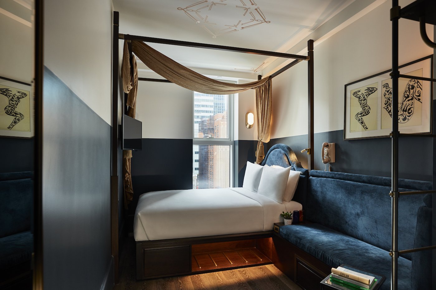 CIVILIAN Hotel — rooms