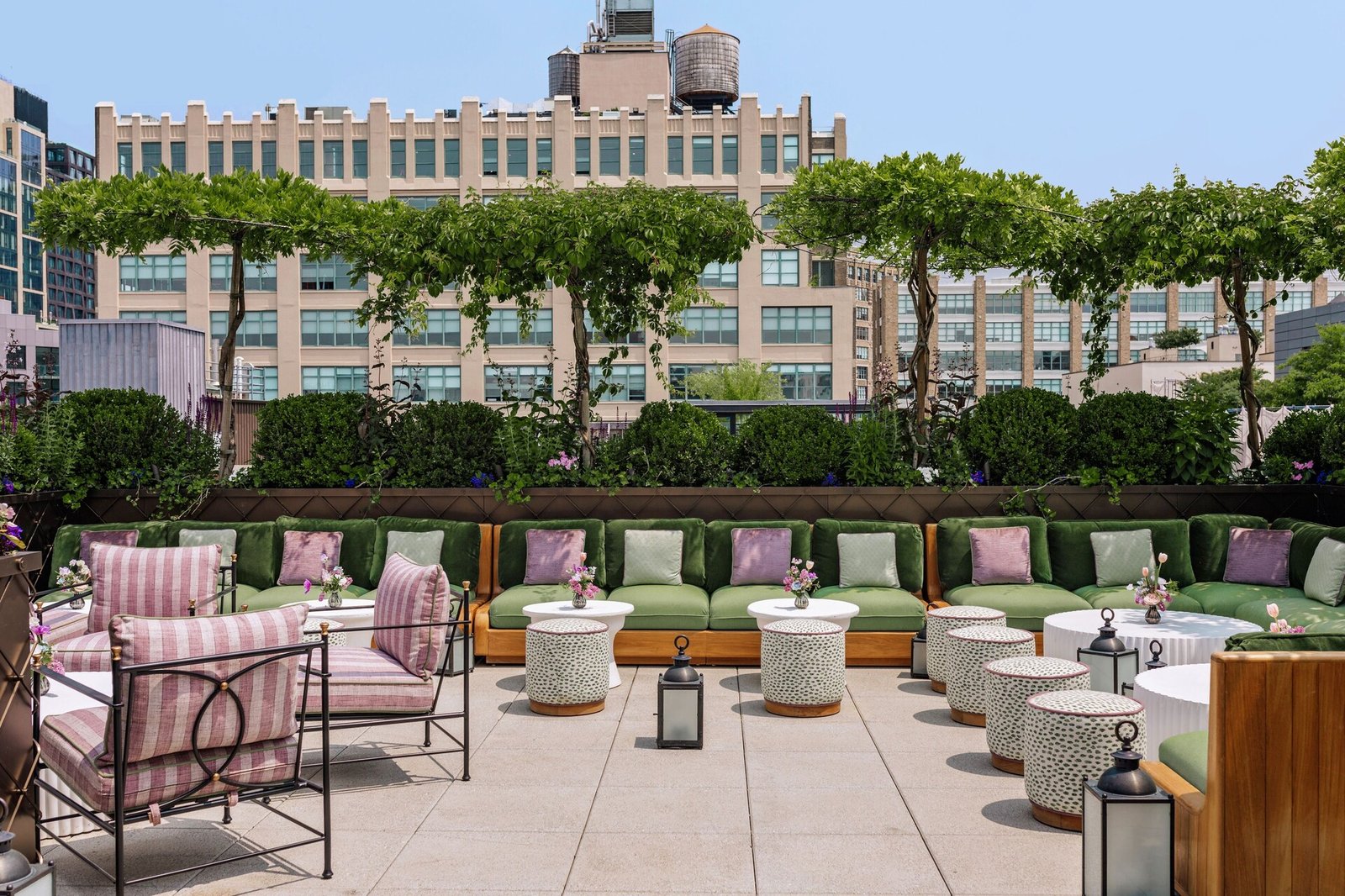 Fouquet's New York — vibe