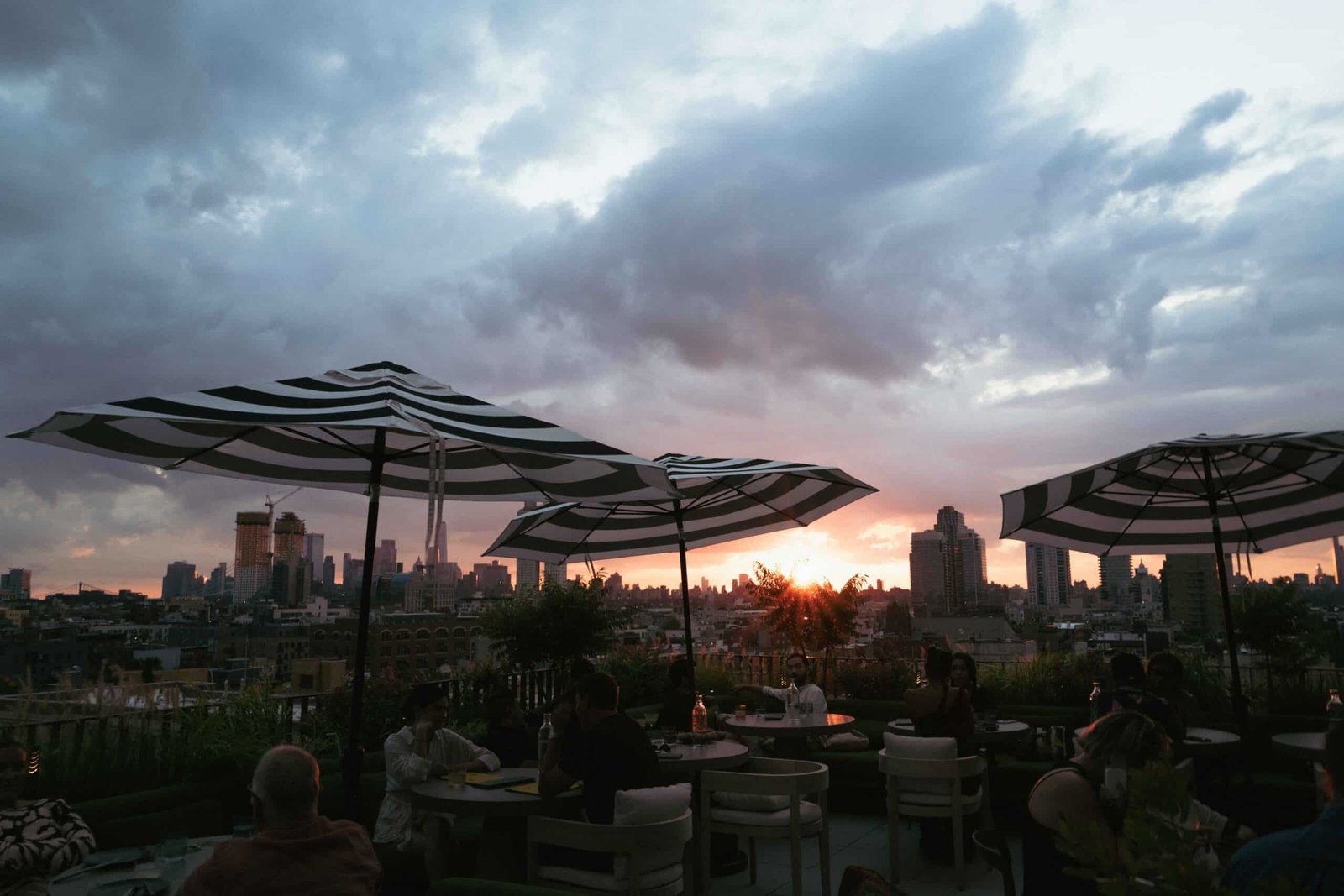 The Penny Hotel Williamsburg, elnico