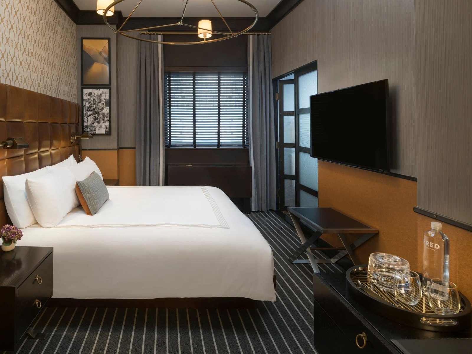Gild Hall, A Thompson Hotel — rooms