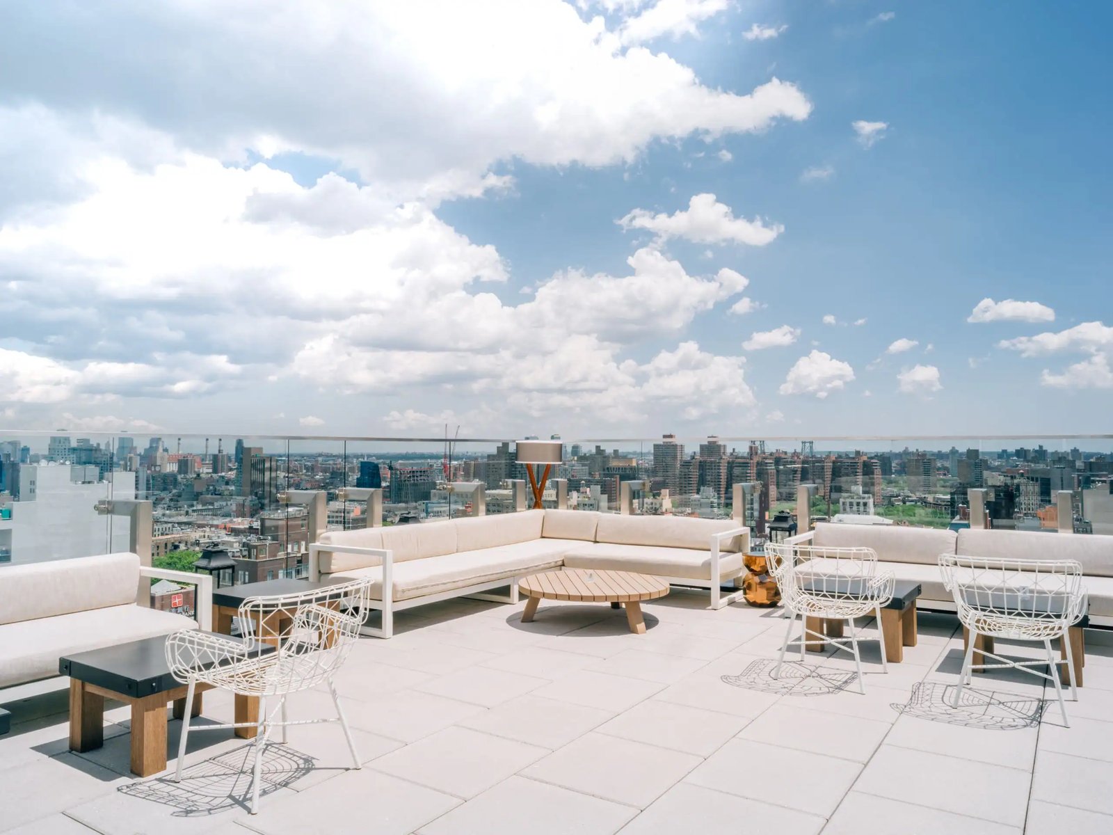 Hotel 50 Bowery — vibe