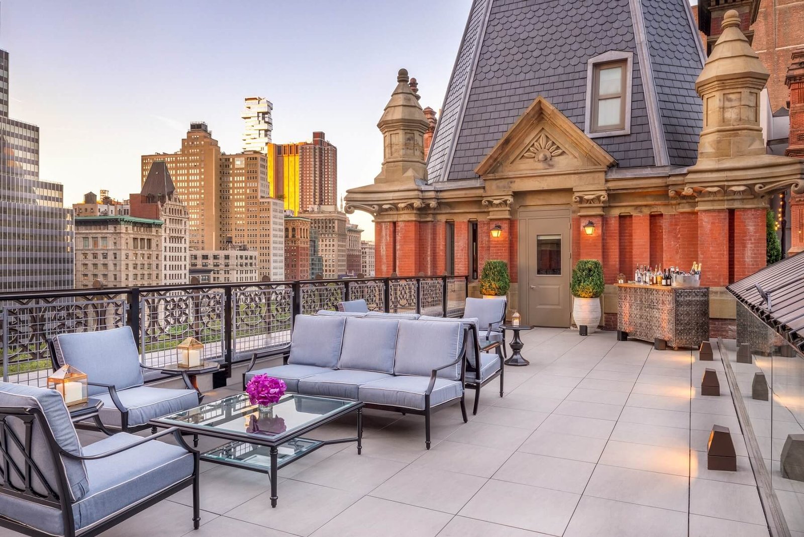 The Beekman, A Thompson Hotel — vibe
