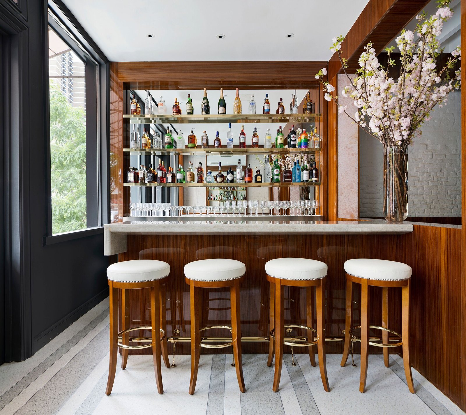 33 Hotel New York City Seaport — eat & drink