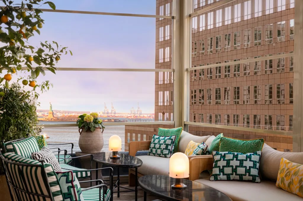 Conrad New York Downtown — eat & drink