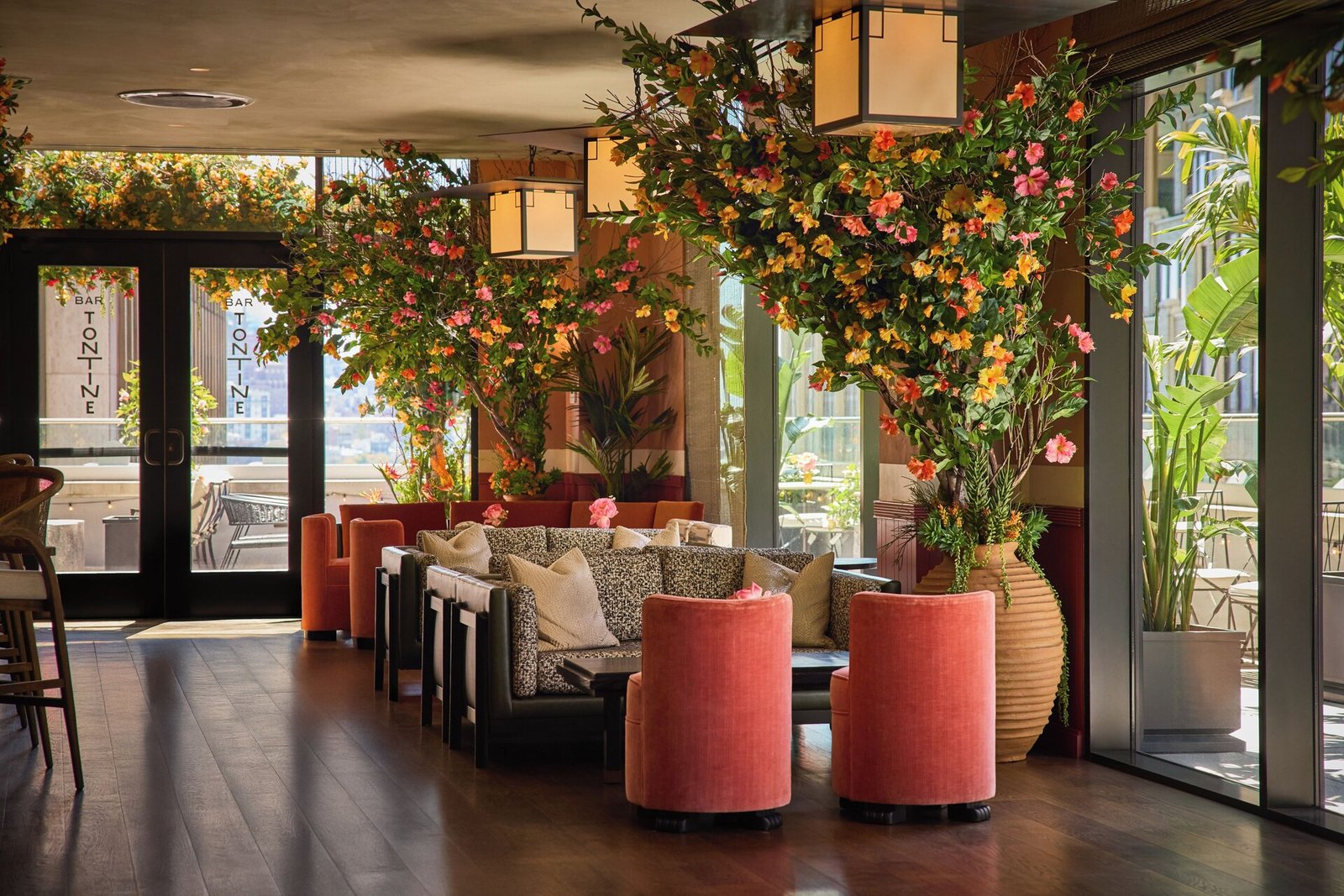 The Wall Street Hotel — eat & drink
