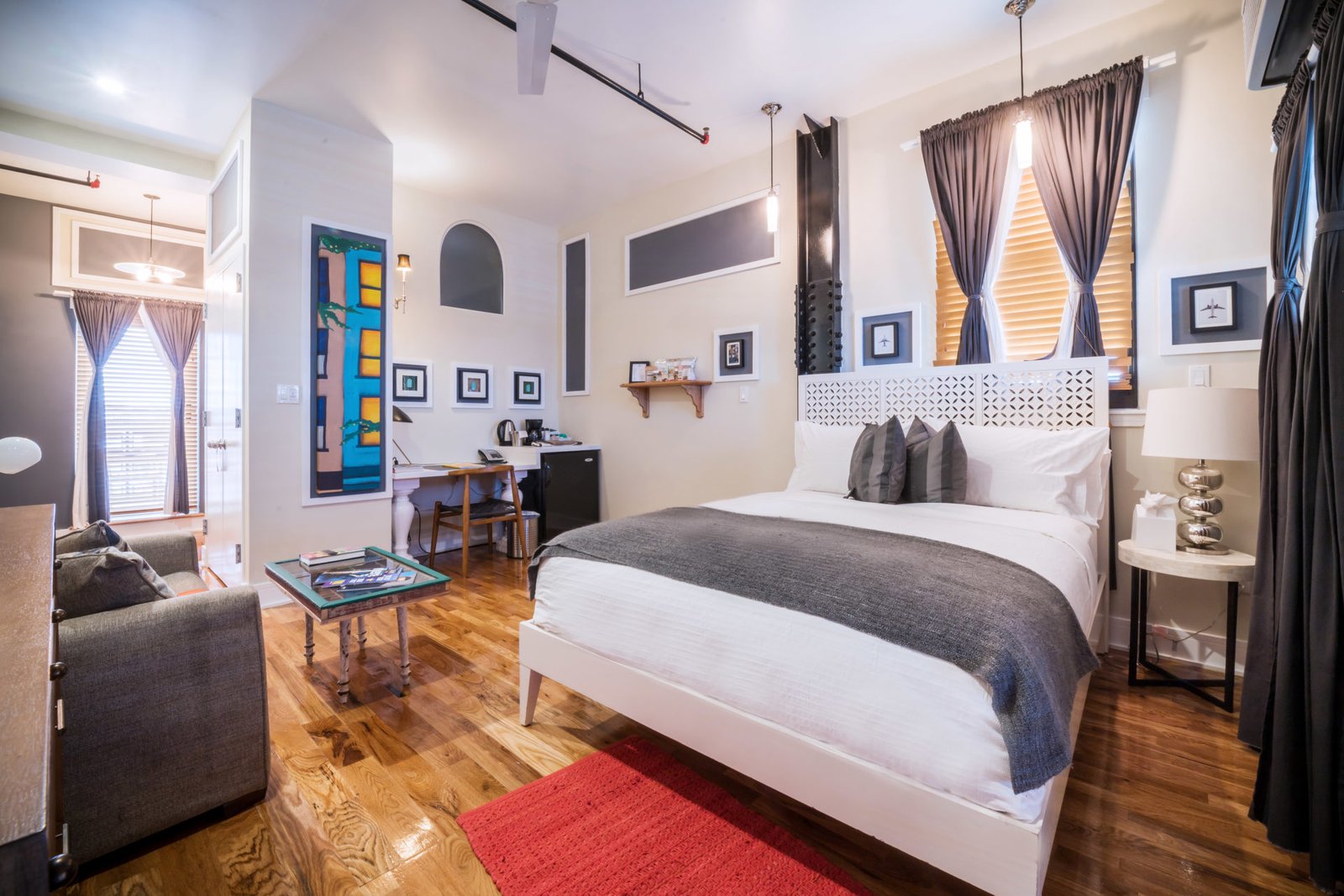 Henry Norman Hotel — rooms