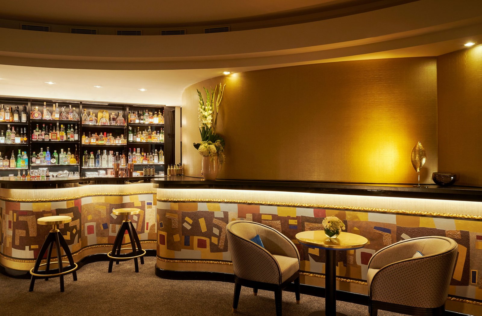 Le Burgundy Paris — eat & drink
