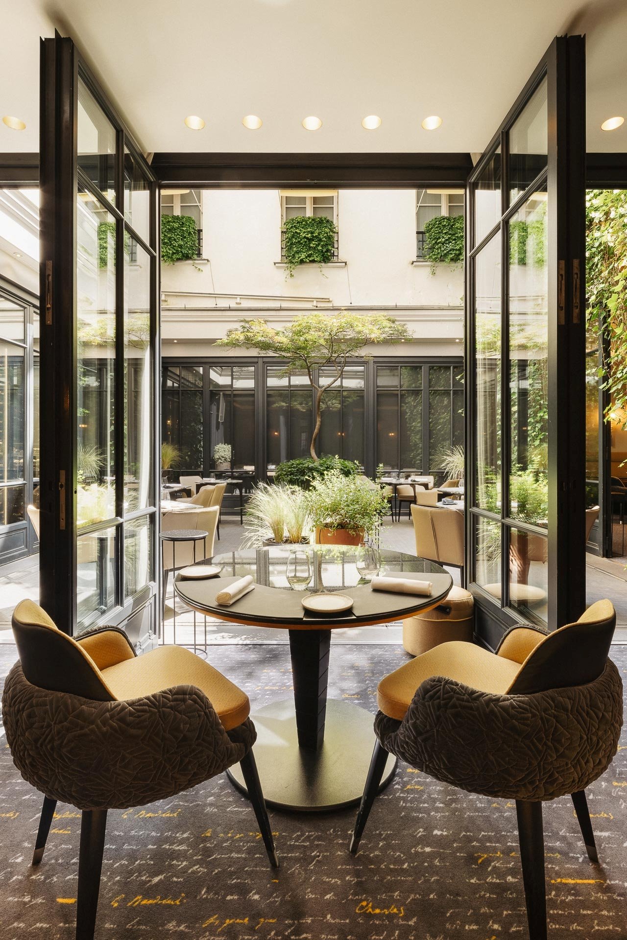 Le Burgundy Paris