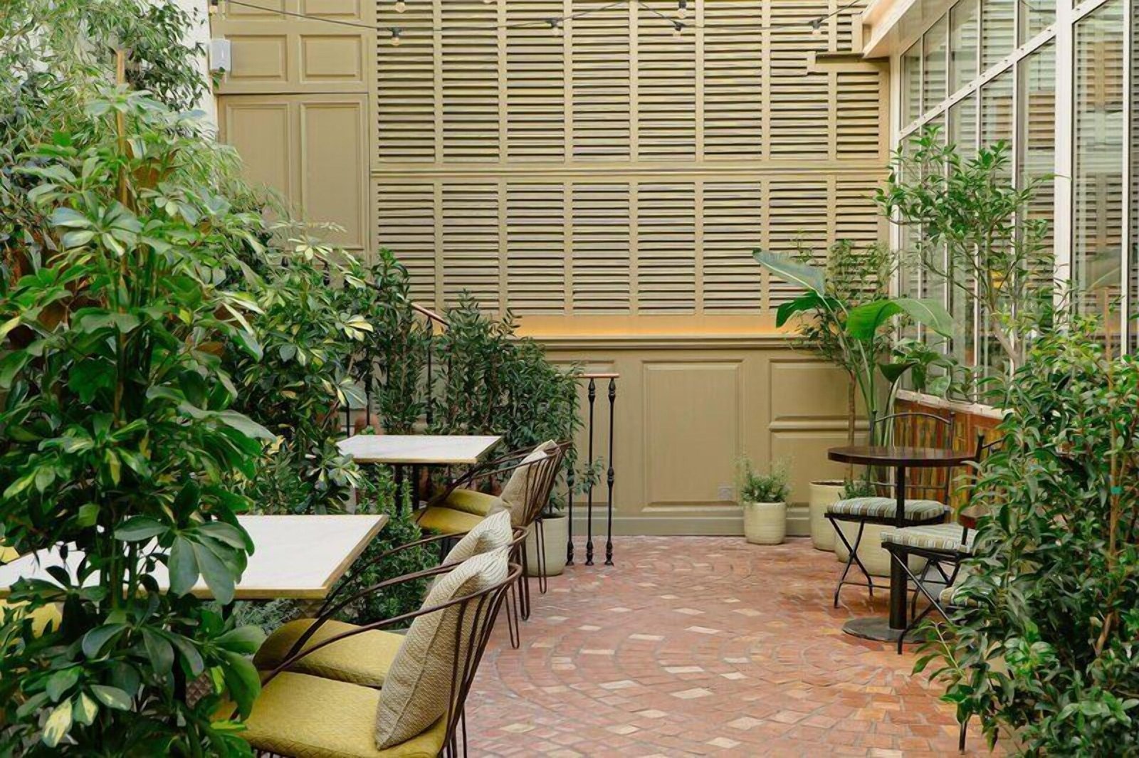 Hôtel Pulitzer Paris — vibe