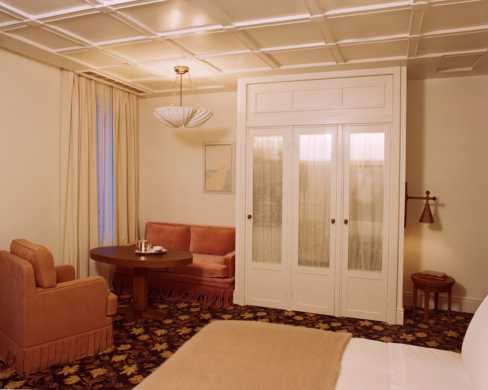 Château Voltaire — rooms