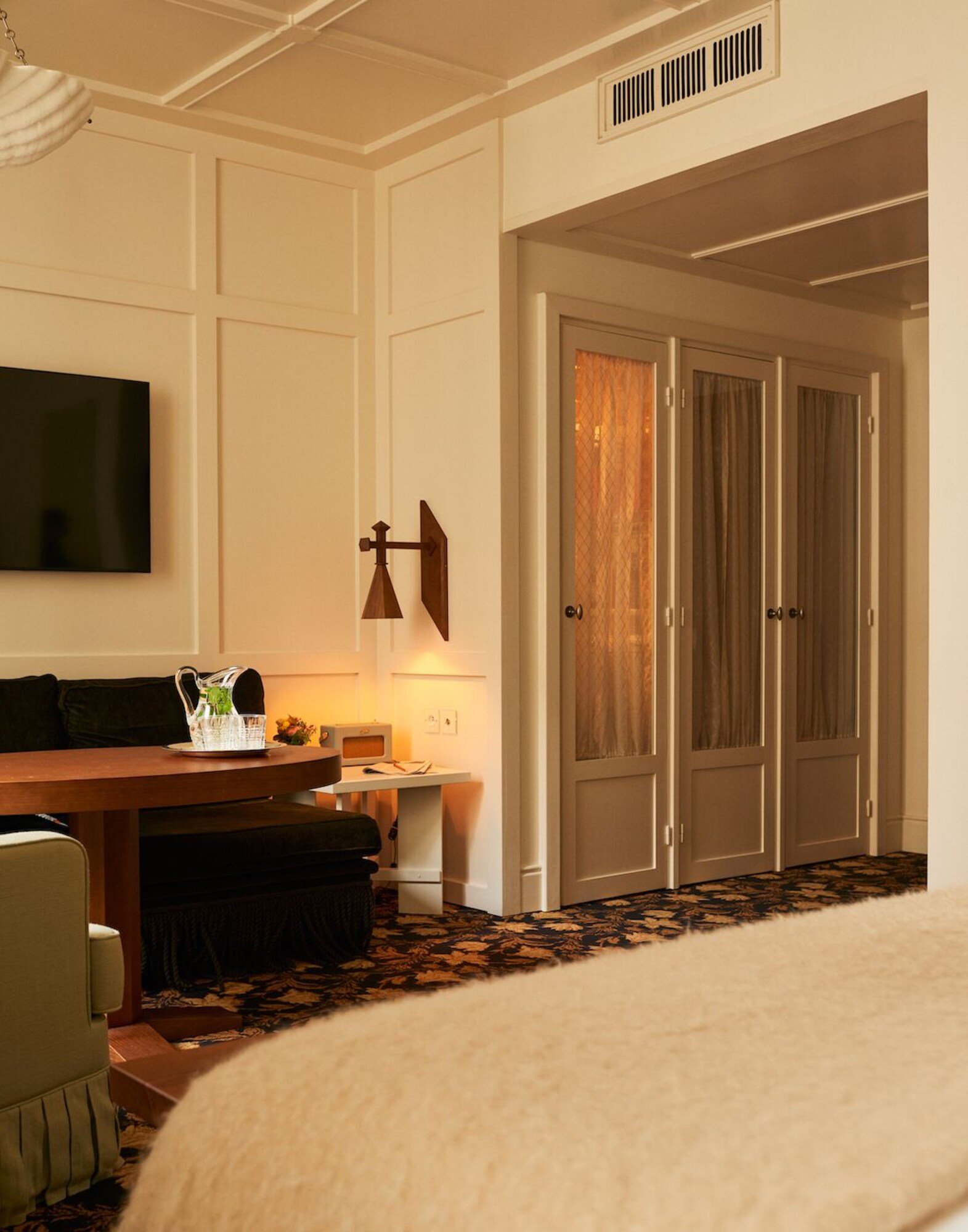 Château Voltaire — rooms