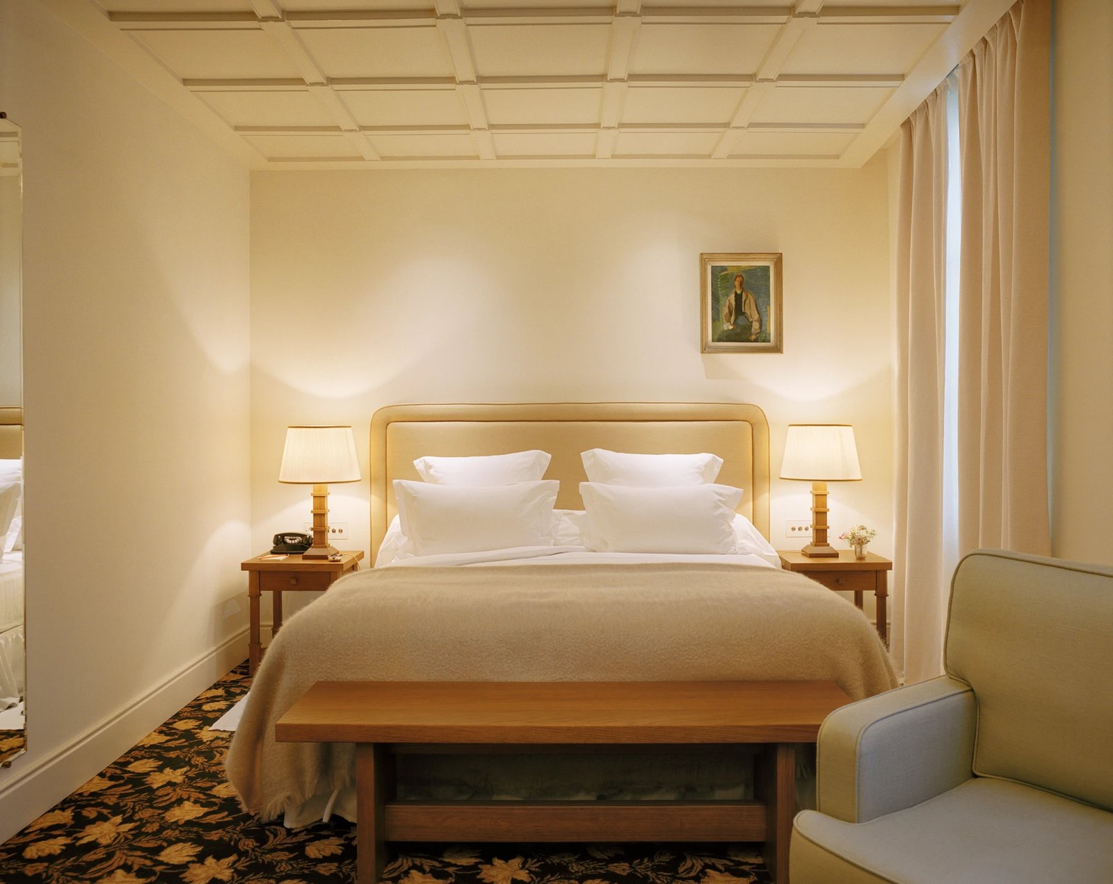 Château Voltaire — rooms