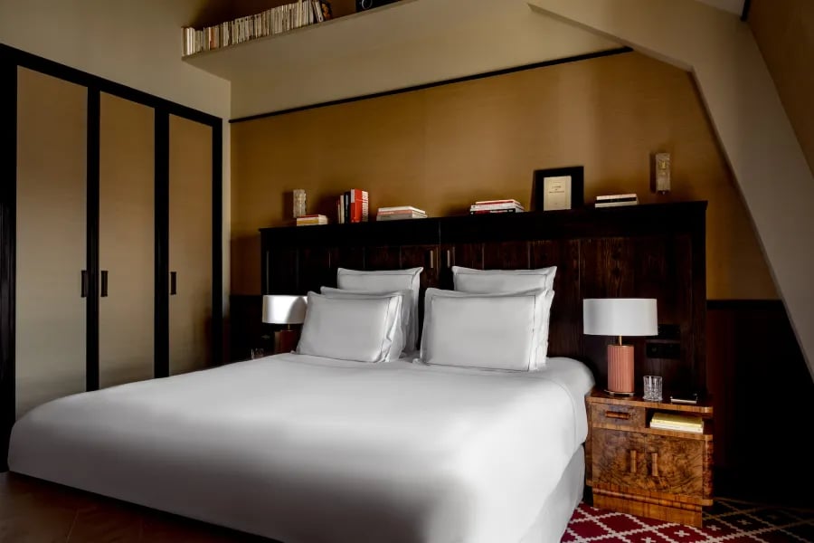 Experimental Marais — rooms