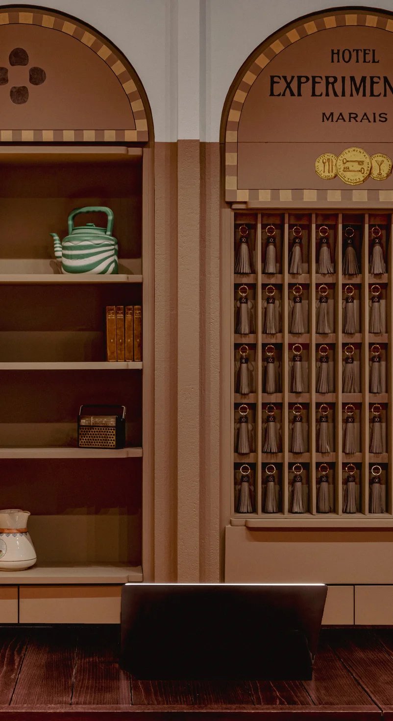 Experimental Marais — vibe